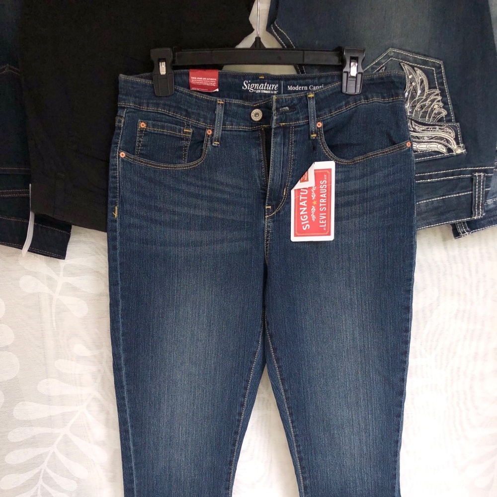 Brand new Levi’s Modern Capri jeans size 10